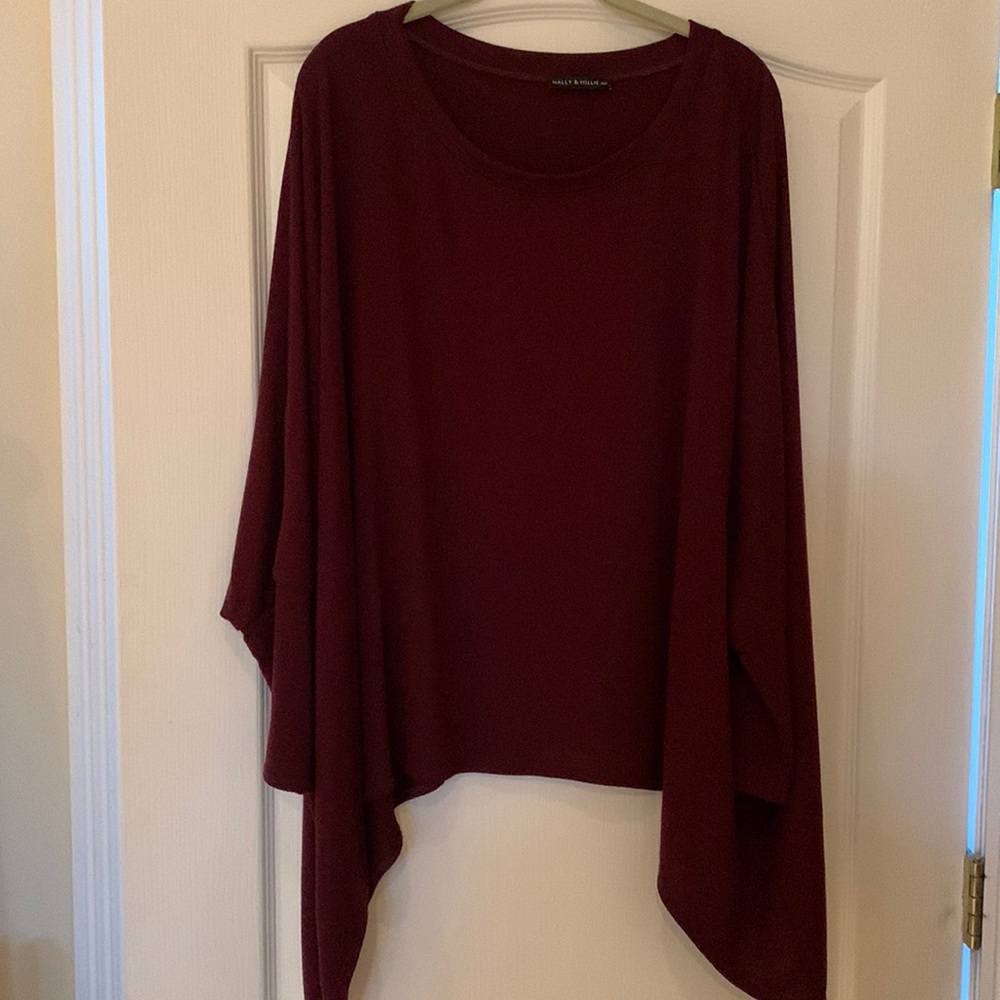 Burgundy sweater irregular hem. Long sleeve